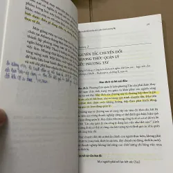 Vượt qua khủng hoảng 977064