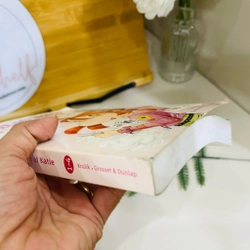 [Sách tiếng Anh 2hand] Like new 90% - A Collection of Katie Books  489435
