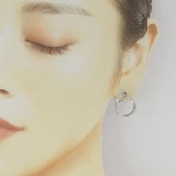 K18WG/K14WG Bông tai kim cương 0.30CT - Hàng hiệu Chính hãng 871008