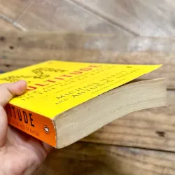 Multitude: War and Democracy in the Age of Empire - Michael Hardt & Antonio Negri 729009