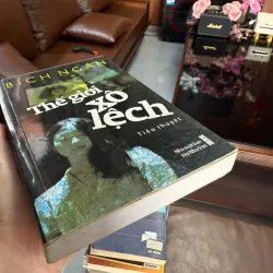 Thế giới xô lệch” – Bích Ngân 975427