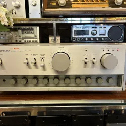 Âm ly Pioneer A-0012