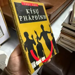 Ký Sự Pháp Đình – Thúy Cúc 975607