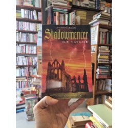 SHADOWMANCER - G.P. Taylor