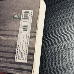 Cô gái mất tích 1025578