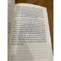 Từ vô hình đến hữu hình : khám phá thế giới diệu kỳ của các loại vật chất - Mark Miodownik 531771