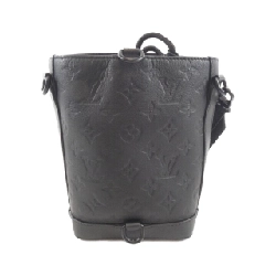 Túi đeo vai Louis Vuitton Monogram Shadow Noé Sling M82248 611191