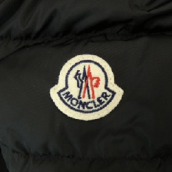 Áo khoác lông vũ MONCLER 639803