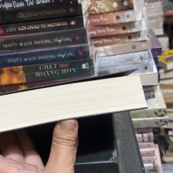 Tình thế hiểm nghèo - Hillary Clinton Louise Penny 974541