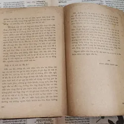 Truyện ngắn chọn lọc của nhà văn Anton Chekhov, dịch giả: Cao Xuân Hạo & Phan Hồng Giang 705201