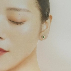 Wakou Emerald Bông tai 0.24CT - Hàng hiệu Chính hãng 846869