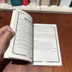 II Văn Hoá Việt Nam: Tập Văn Tế Mẫu Cúng Gia Tiên - Thái Vi - 2006 752239