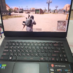 Laptop gaming 9020