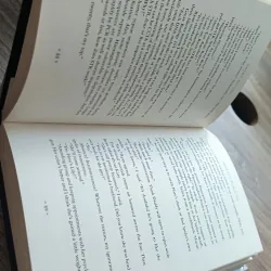 Mortal Remains (forensic anthropologist Dr. Temperance Brennan) by Kathy Reichs 793040