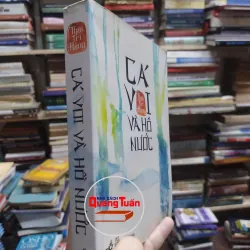 sách: Cá Voi và hồ nước -  Thái Trí Hằng (A1) 571991