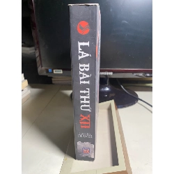 Lá Bài Thứ XII-Tác giả Jeffery Deaver- Người Dịch Nguyễn Minh Hoàng- NXB Thời Đại -Năm XB 05/2013 -Trọng lượng (gr) 900- Kích Thước Bao Bì 16x24 -Số trang 637 -Hình thức Bìa Mềm- Sách lưu kho mới 90% 446361