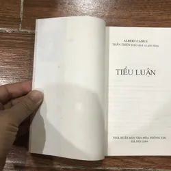 Tiểu luận Giao cảm Bề trái và bề mặt - Albert Camus (6) 570574