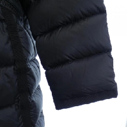 Áo khoác lông vũ MONCLER 639051