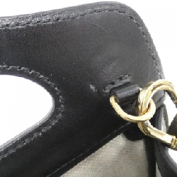 Túi xách vai Gucci 723776 UM8HG 613561