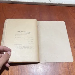 [Sách 8x] - II Sưu Tầm: Buổi Đầu Thử Thách - Đào Phương - 1983 934722