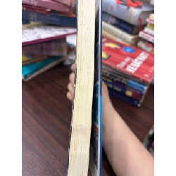 Harry Potter và Hòn Đá Phù Thủy - J.K. Rowling - J.K. Rowling - BT - J.K. Rowling 1013342