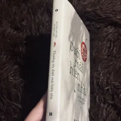 Dưới mái hiên nhà (bìa cứng) 1031523