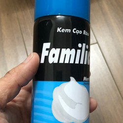 Kem bot cạo râu Familiar 150g 147147