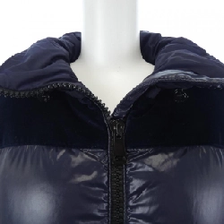 Áo khoác lông vũ MONCLER 642340