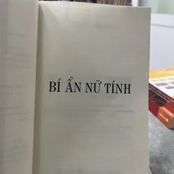 BÍ ẨN NỮ TÍNH - BETTY FRIEDAN 722373