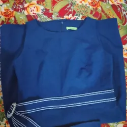 Váy màu xanh dương Size M