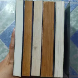 Tủ sách văn học Nga - Xô Viết 993606