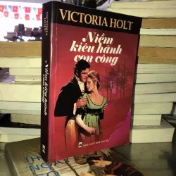 Niềm kiêu hãnh con công - Victoria Holt