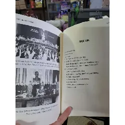 Giải phóng - Terzani LỊCH SỬ - CHÍNH TRỊ - TRIẾT HỌC VAVO0910 588649