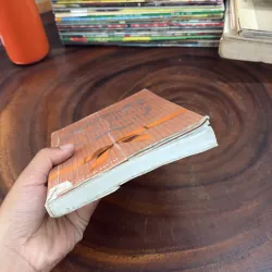 II Tựa Sách: Hãy Can Đảm Và Tốt Bụng - Nhiều Tác Giả - 2013 999265