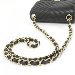 Túi xách chéo Chanel 35200 612166