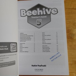 Sách học tiếng Anh cho bé - "Beehive - Teacher's Guide - With Digital Pack - 5" 196338