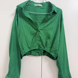 Áo Sơ mi croptop