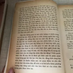 Phê bình bình luận văn học 976107