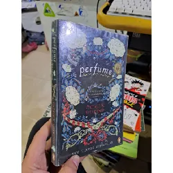 Perfume the story of a murderer mới 80% có viết vài trang đầu ENGLISH BOOKS HCM1809