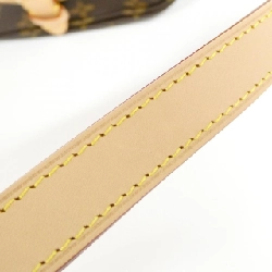 Túi xách vai Louis Vuitton Monogram Soumure BB M46740 611054