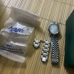 Đồng hồ Olym Pianus size nữ nhỏ , chính hãng , ít đeo , lúc mua 3tr .Chỉ cần thay pin  542904