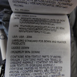 Áo khoác lông vũ MONCLER 644060