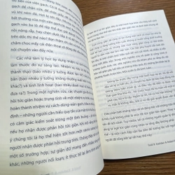 Mặt lợi của góc tối Todd B. Kashdan 407757