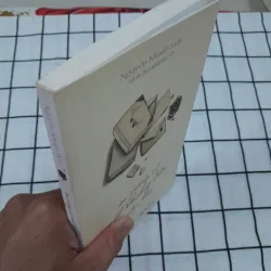 Tản văn- Ai cũng có một khoảng trời dấu kín. Tg Nguyễn Khánh Linh 935341