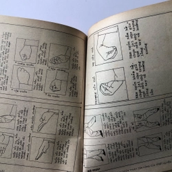 SỔ TAY VÕ THUẬT LÝ TIỂU LONG & CHIẾN THUẬT TẤN CÔNG CỦA TRIỆT QUYỀN ĐẠO 297654