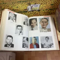 Từ Điển Văn Học - Bộ Mới 782421