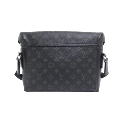 Túi đeo chéo Louis Vuitton Monogram Eclipse Voyage PM M40511 - Hàng hiệu Chính hãng 768591