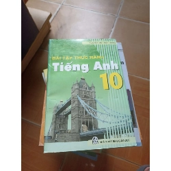 Bài tập thực hành tiếng anh 10 - Thùy Trang 2008 (Giáo khoa) VAVO1304-AK3ST3