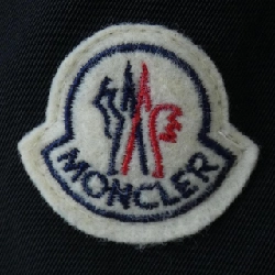 Áo khoác lông vũ MONCLER 635199