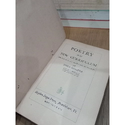 Poetry in the new curriculum: A manual for elementary teachers - John Hooper 736386
